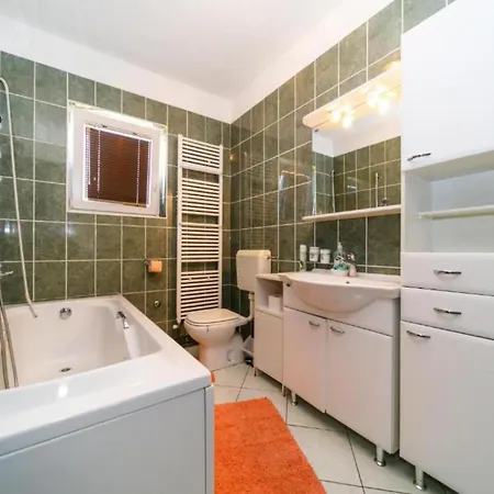 Bozena - Two Bedroom Krk Town