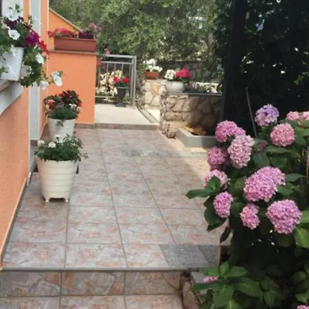 Bozena - Two Bedroom Apartmán Krk Town