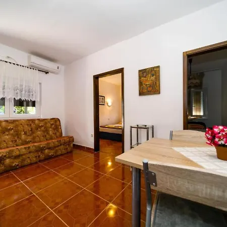 Bozena - Two Bedroom Krk Town